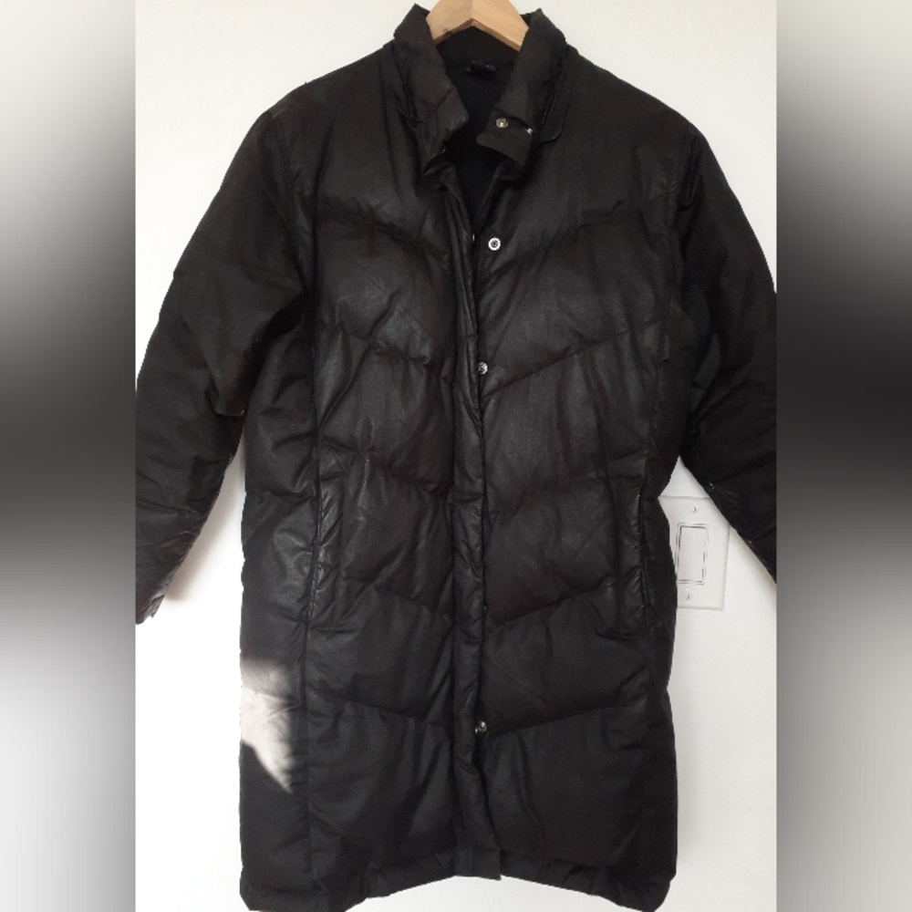 Down-filled, fleece-lined winter coat for kids or adults, with detachable hood. - Picture 4 of 12